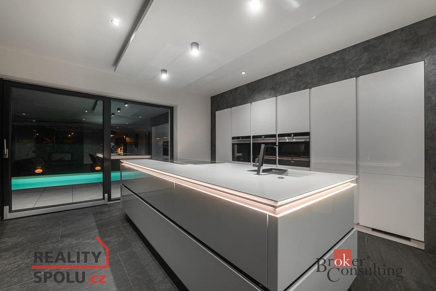 Prodej rodinný dům - Úherce, okres Plzeň-sever, Plzeňský kraj, 268 m² - 5