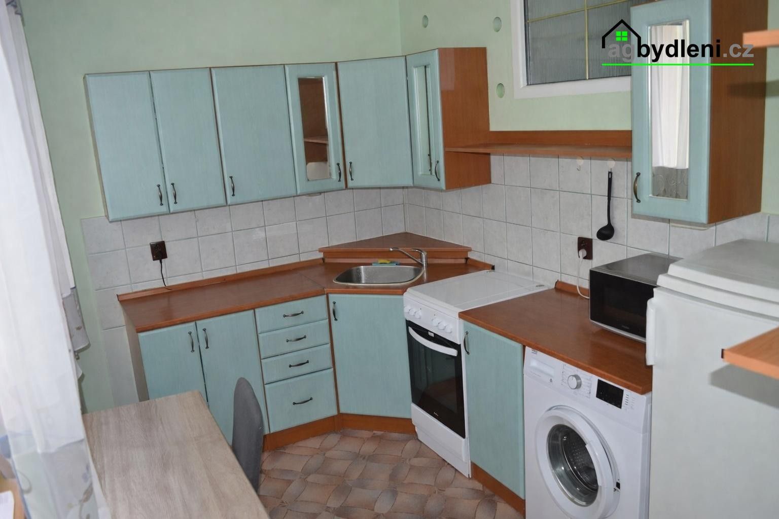 Pronájem byt 1+1 - Mírová, Habartov, 39 m²