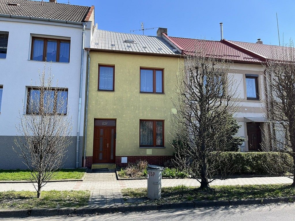 Rodinné domy, Holešovská, Hulín, okres Kroměříž, 174 m² - 1