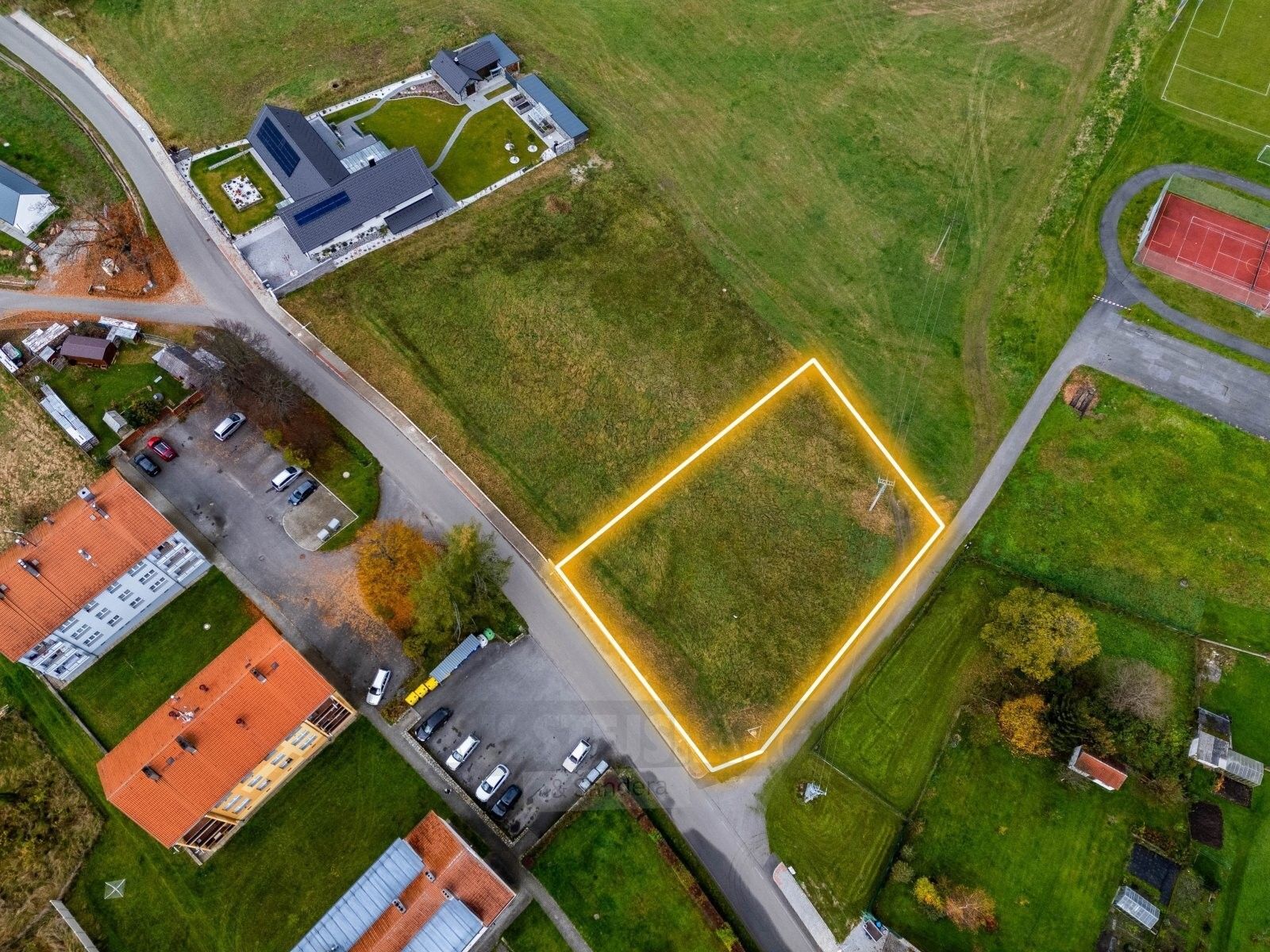 Pozemek pro bydlení · 1 561 m² · Záblatí - 3