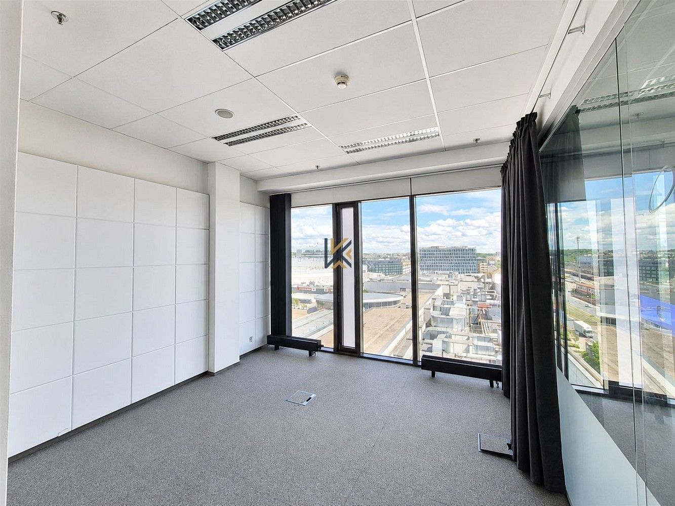 Pronájem kancelář - Českomoravská, Praha 9 - Libeň, 264 m² - 2