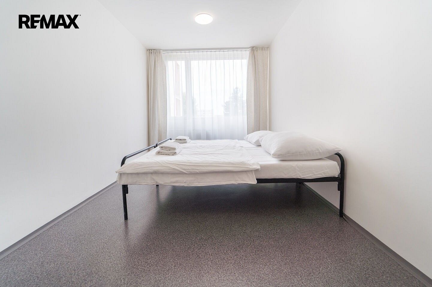 Byt 1+kk · 25 m² · Praha - Chodov, okres Praha 11, Hlavní město Praha - 3
