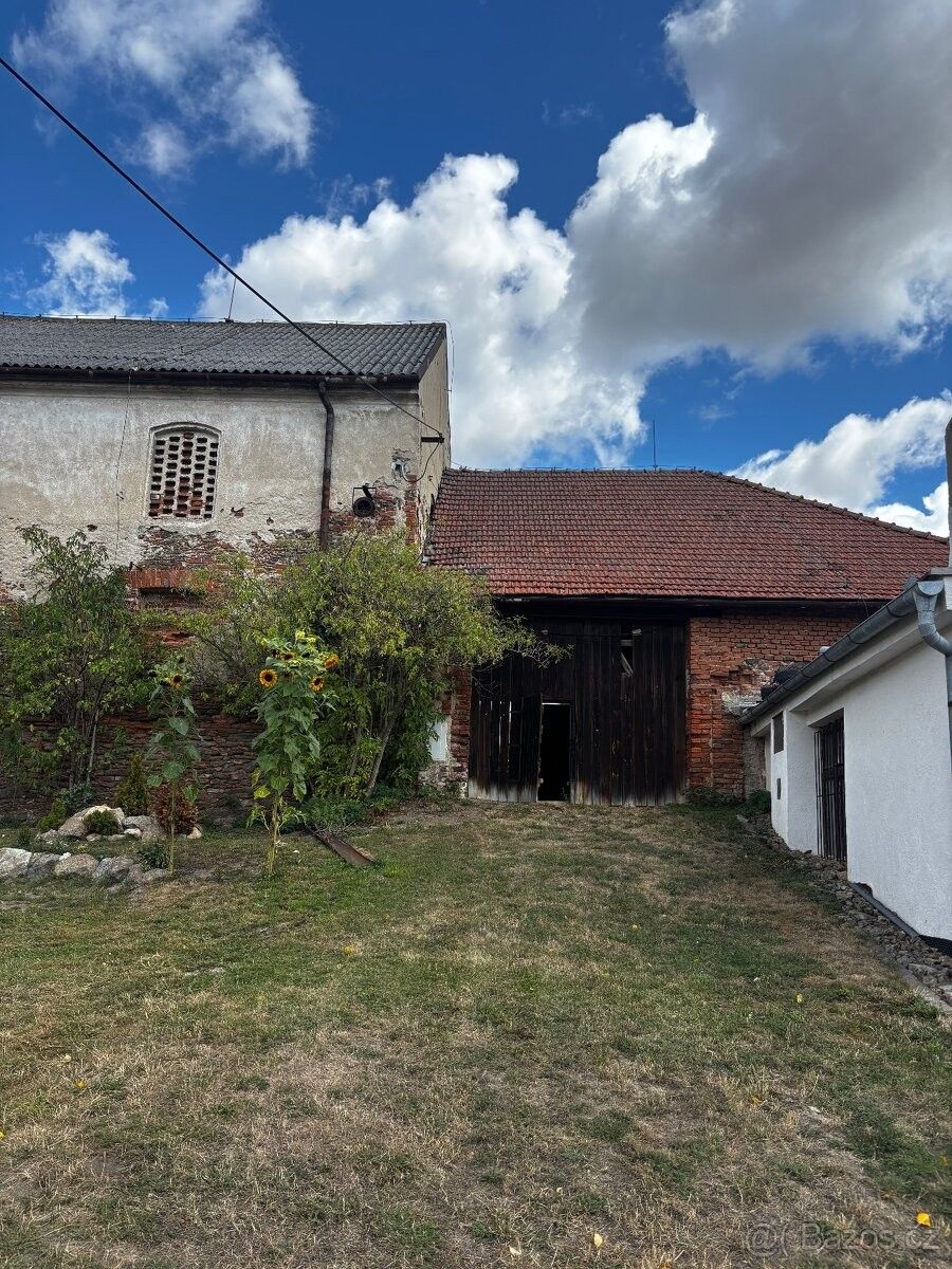 Sklady, Třebíč, 674 01 - 2