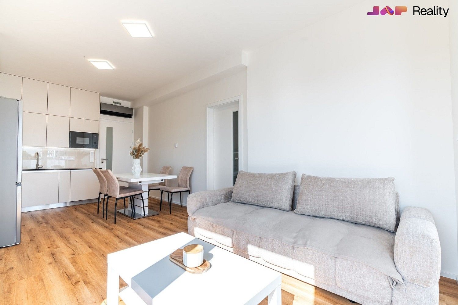 2+kk, Komárovská, Brno - Komárov, 54 m² - 2