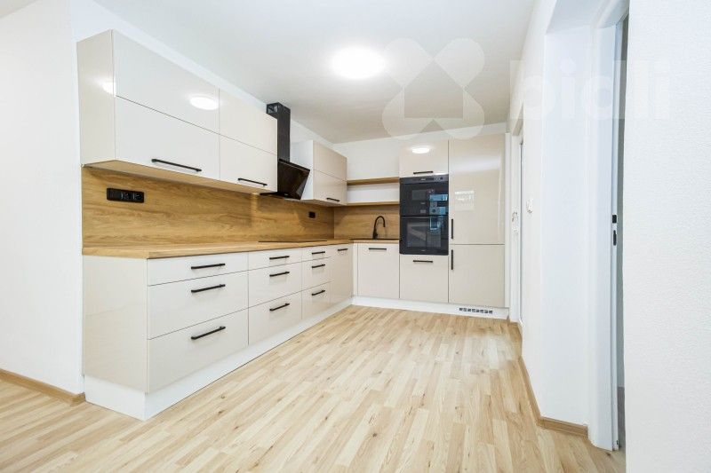 Prodej rodinný dům - 1. máje 785, Podivín, 200 m²