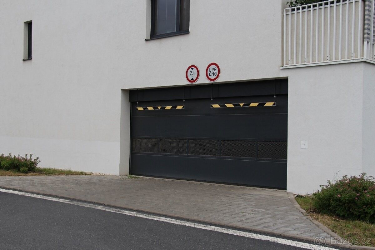 Pronájem sklad - Praha, 190 00