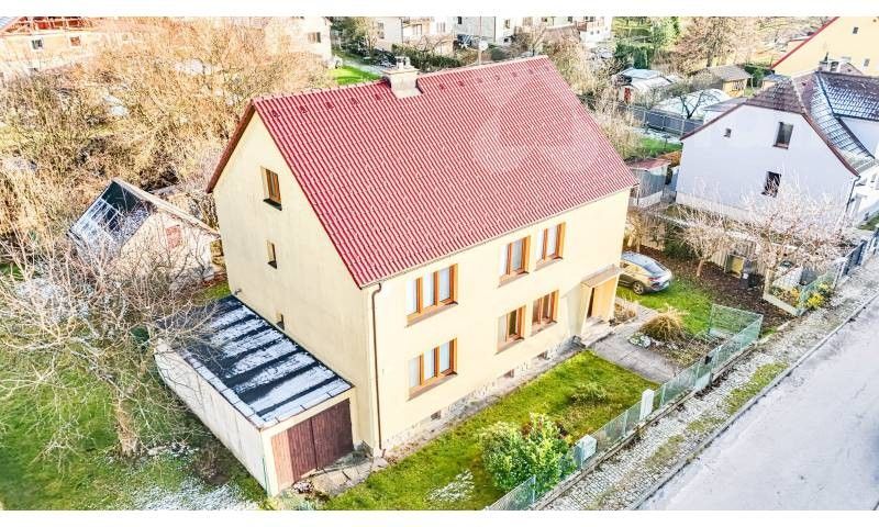Rodinné domy, U Chmelnice, Studená, 220 m²