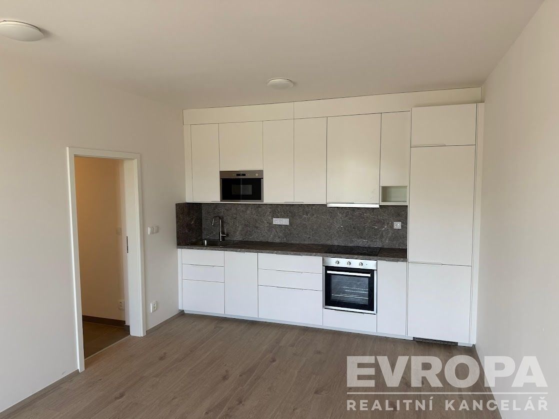 2+kk, Augustina Lukeše , Brandýs nad Labem-Stará Boleslav Brandýs nad Labem, 63 m² - 2