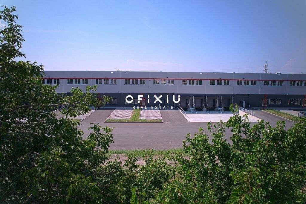 Sklady, Mikulov, okres Břeclav, Jihomoravský kraj, 2 000 m² - 2
