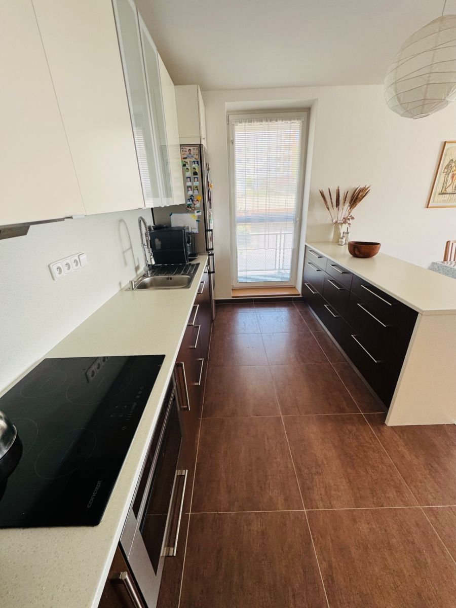 Pronájem byt 4+kk - Na Honech I, Zlín - Zlín, Zlínský kraj, 142 m² - 5