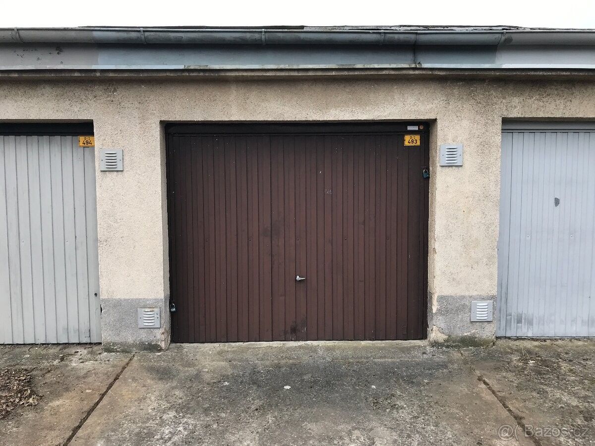 Garáže, Kolín, 280 02