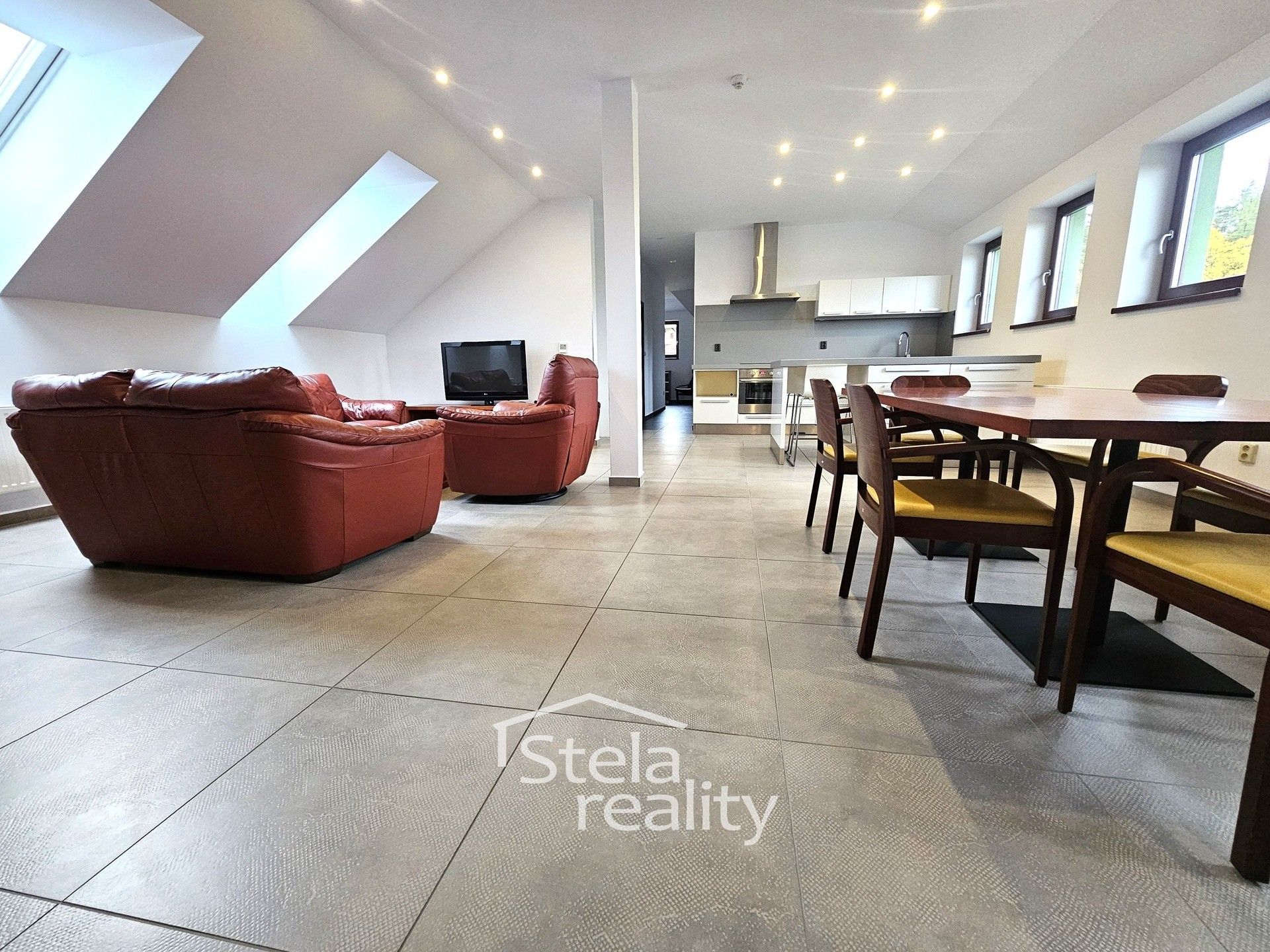 Pronájem byt 4+kk - Ježník, Krnov, 160 m²