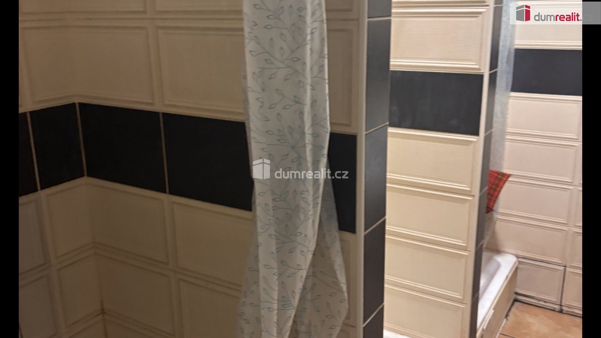 1+kk, Mezi úvozy,Praha 20, 15 m²