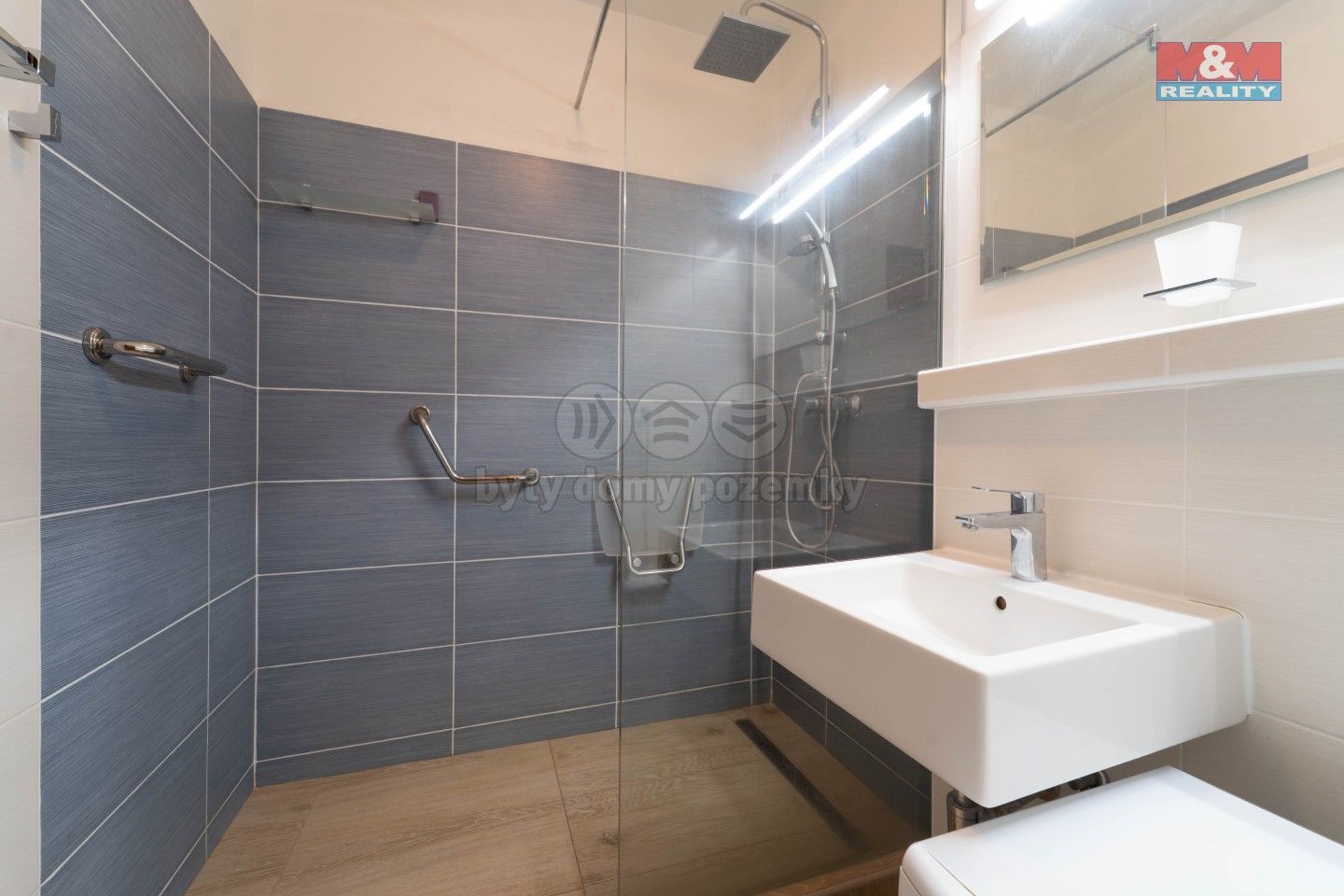 Prodej byt 3+1 - Makovského, Praha, 65 m²