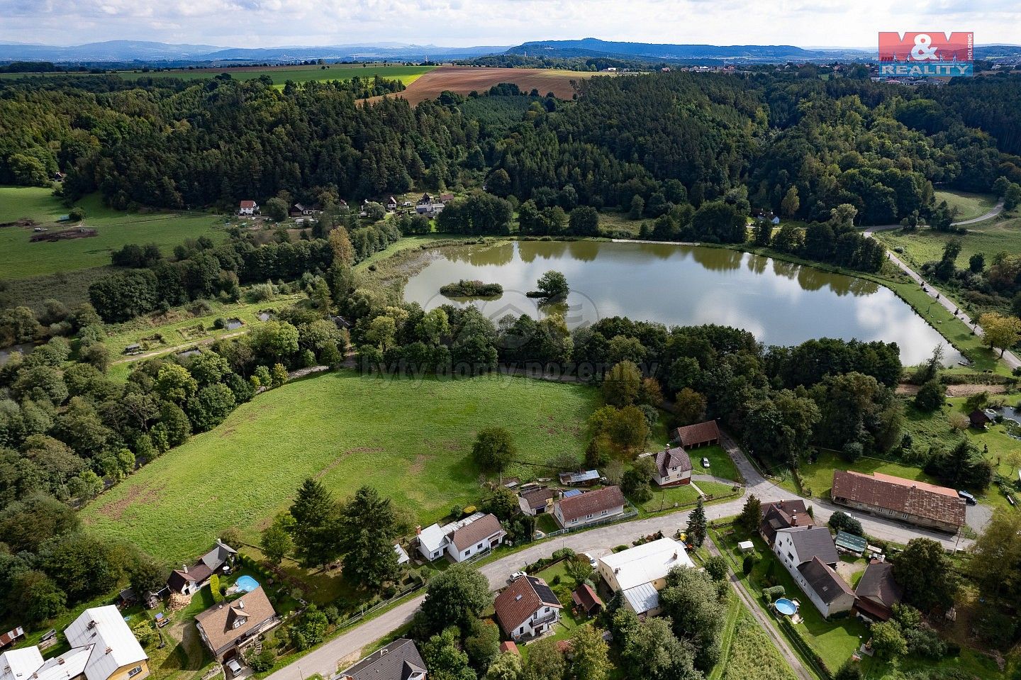 Pozemek pro bydlení, 6 533 m²