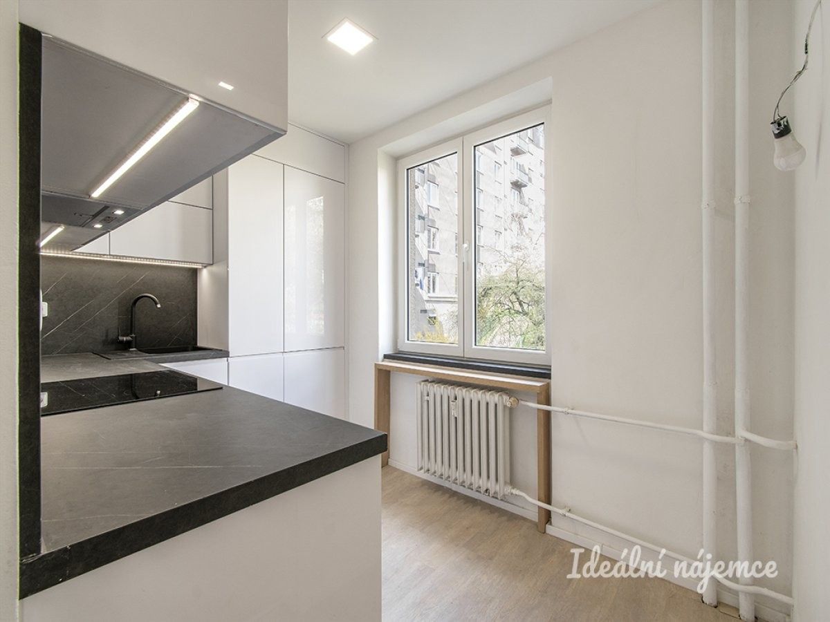 Pronájem byt 2+1 - Arménská, Praha, 54 m²