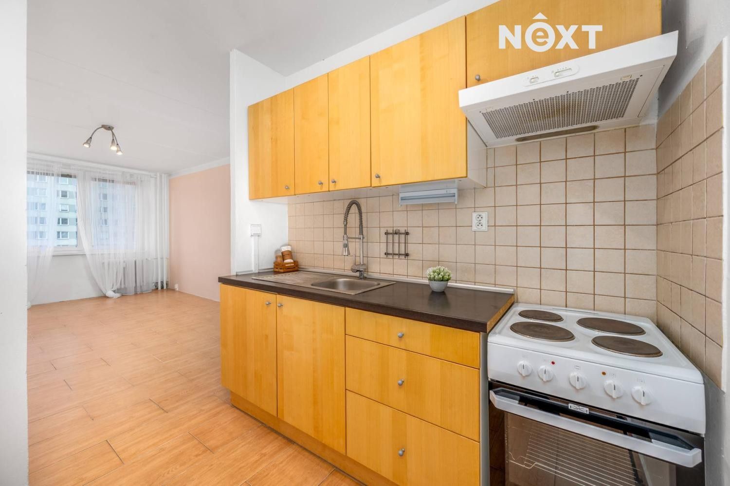 Pronájem byt 2+kk - Horní Měcholupy, Praha, 43 m²