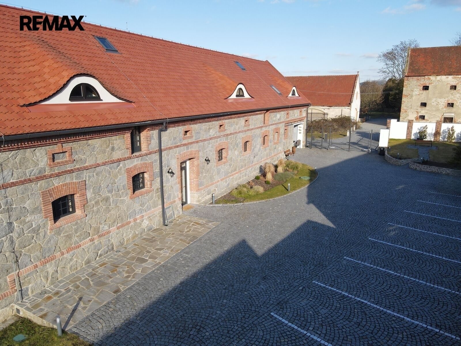 Pronájem komerční - Bystřice Radošovice, 258 m² - 5