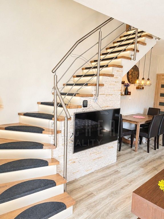 Byt 3+kk · 365 m² · Polerady, okres Praha-východ, Středočeský kraj - 4