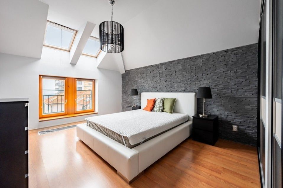 Pronájem byt 2+kk - Padovská, Praha, 62 m²