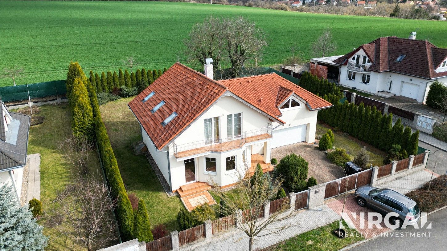 Rodinné domy, U Louže, Zdiby, 224 m²