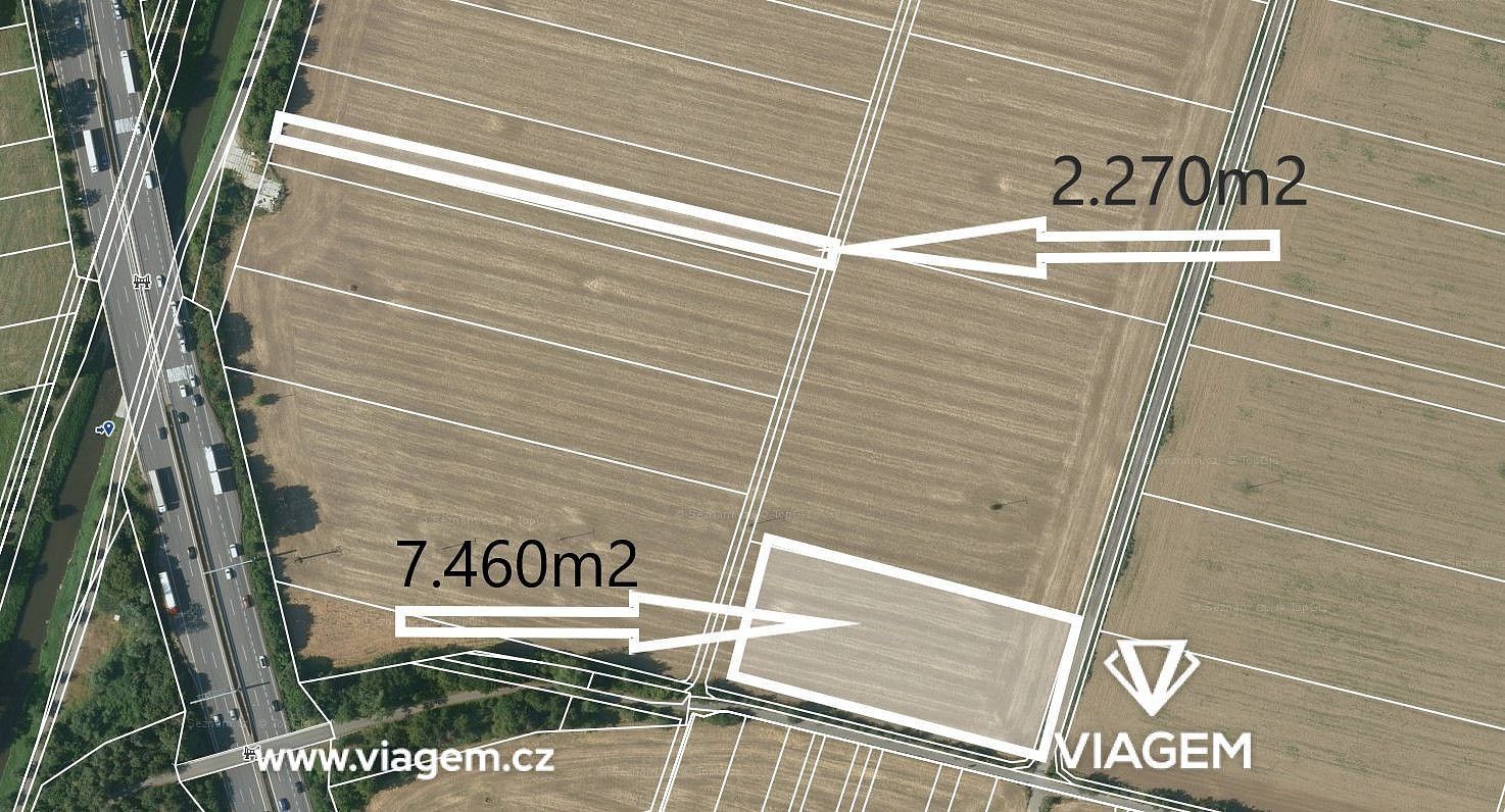 Zemědělský pozemek, 2 432 m²