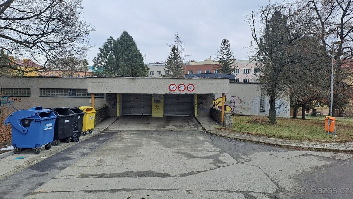Garáž · 18 m² · Olomouc, 779 00 - 2