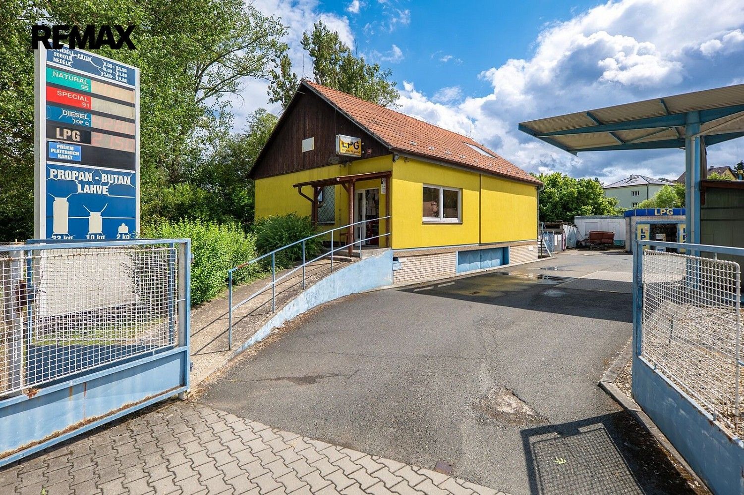 Rodinné domy, Pod Horkami, Kamenné Žehrovice, okres Kladno, 116 m² - 2