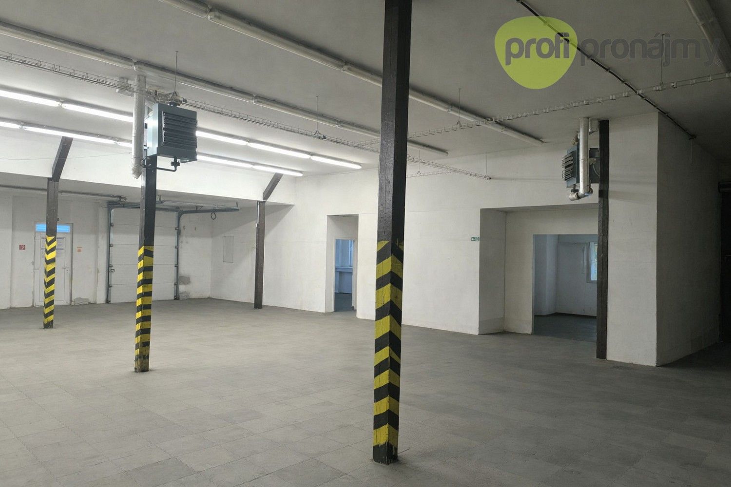 Sklady, Zlín - Prštné, Zlínský kraj, 1 849 m² - 1