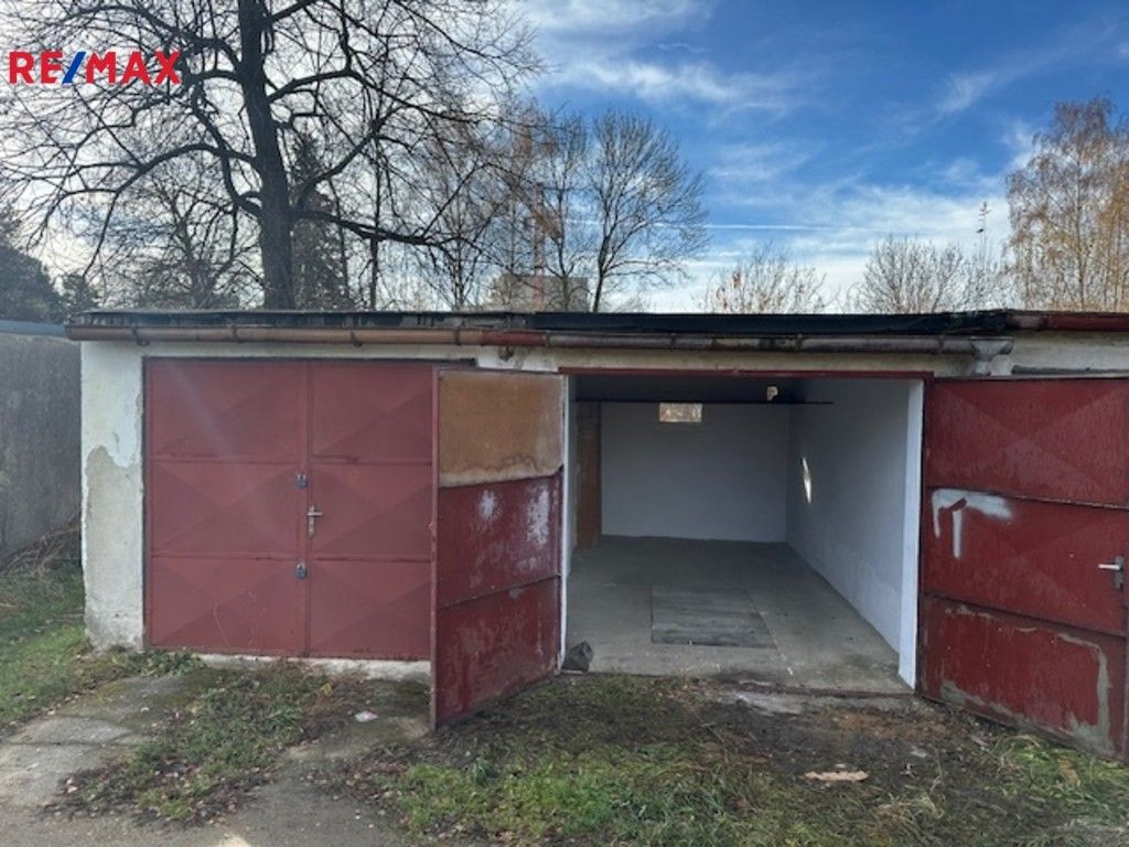 Garáže, České Budějovice, 18 m²