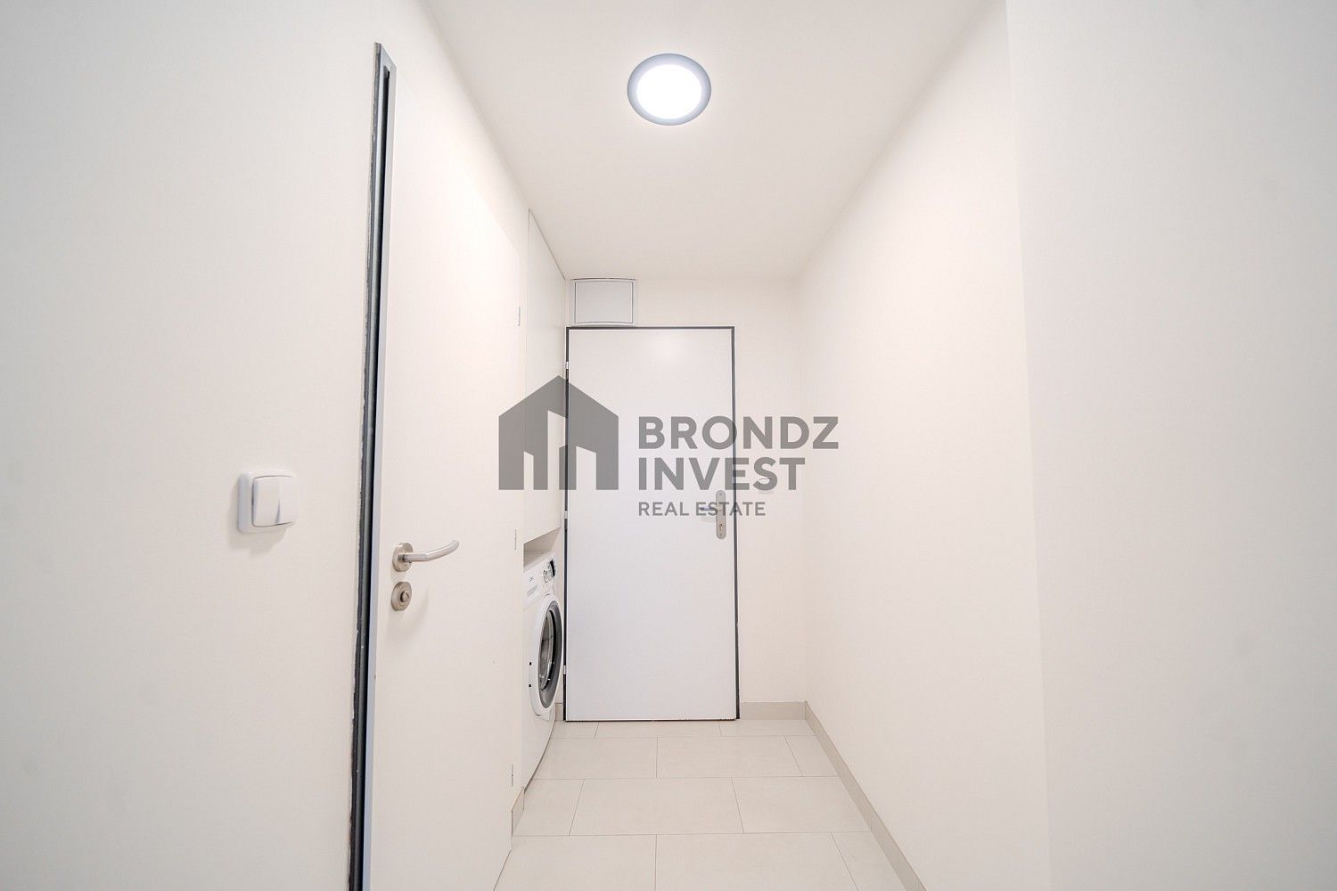 Pronájem byt 1+kk - Praha - Vysočany, okres Praha 9, Hlavní město Praha, 32 m² - 5