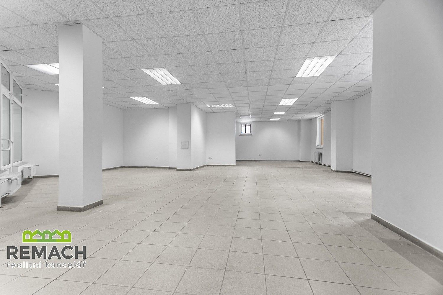 Obchodní prostory, Náchod, Královéhradecký kraj, 113 m² - 2