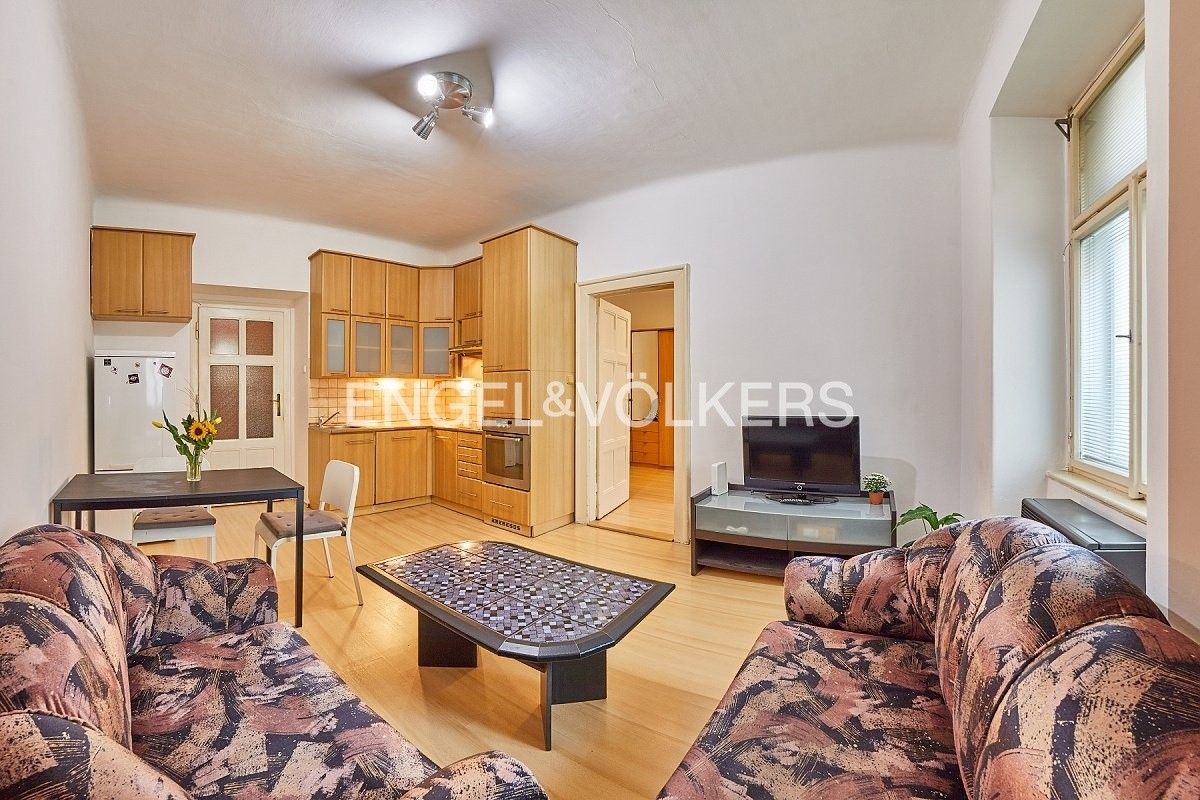 Pronájem byt 2+kk - Rejskova, Praha, 44 m²