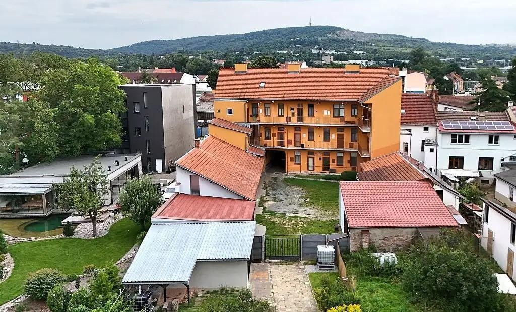 Prodej dům - Franzova, Brno, 975 m²