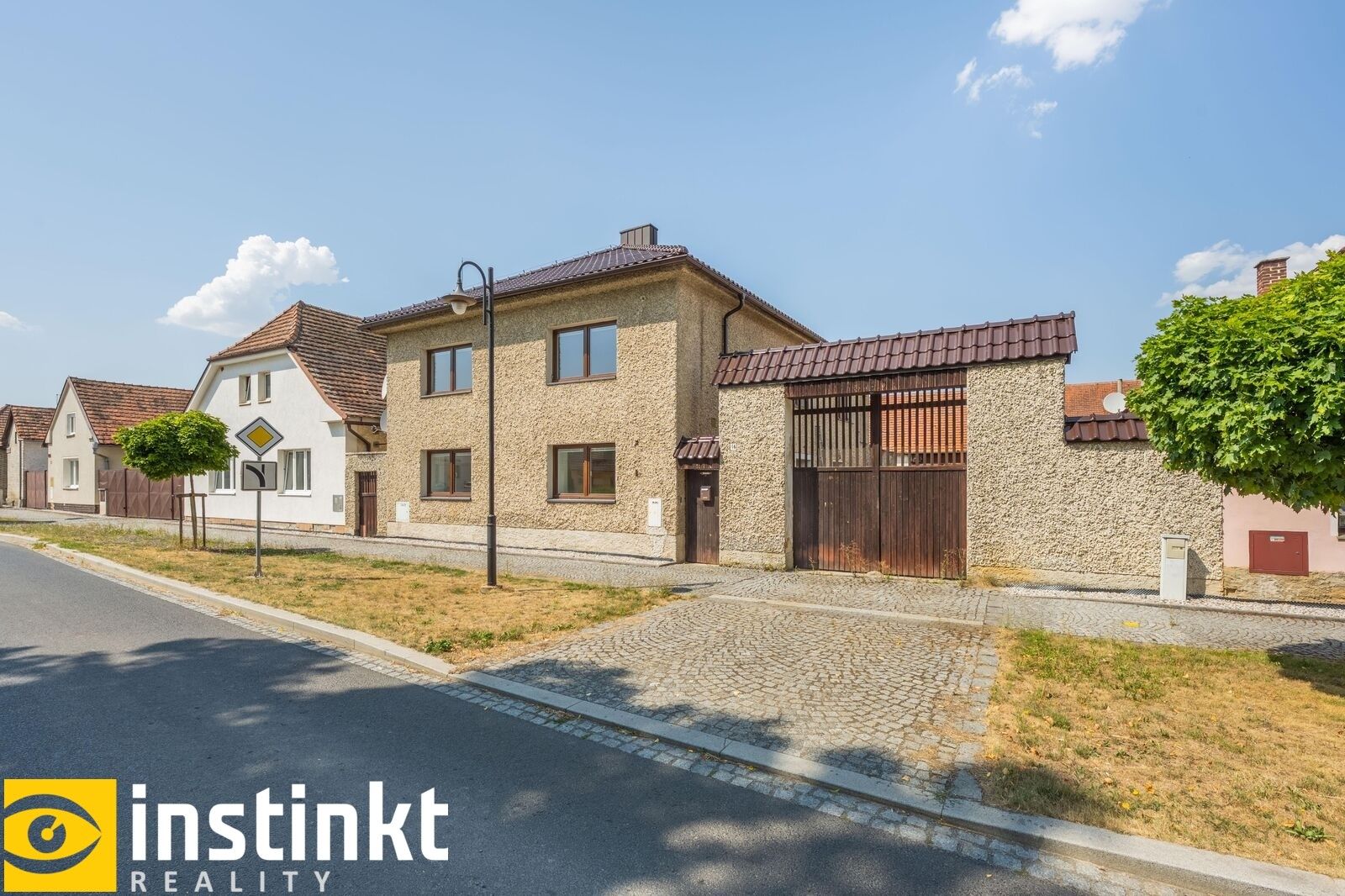 Rodinné domy, Dolní Lukavice, 220 m² - 1