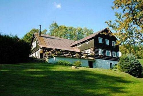 Chaty, Dolní Dvůr, Královéhradecký kraj - 1
