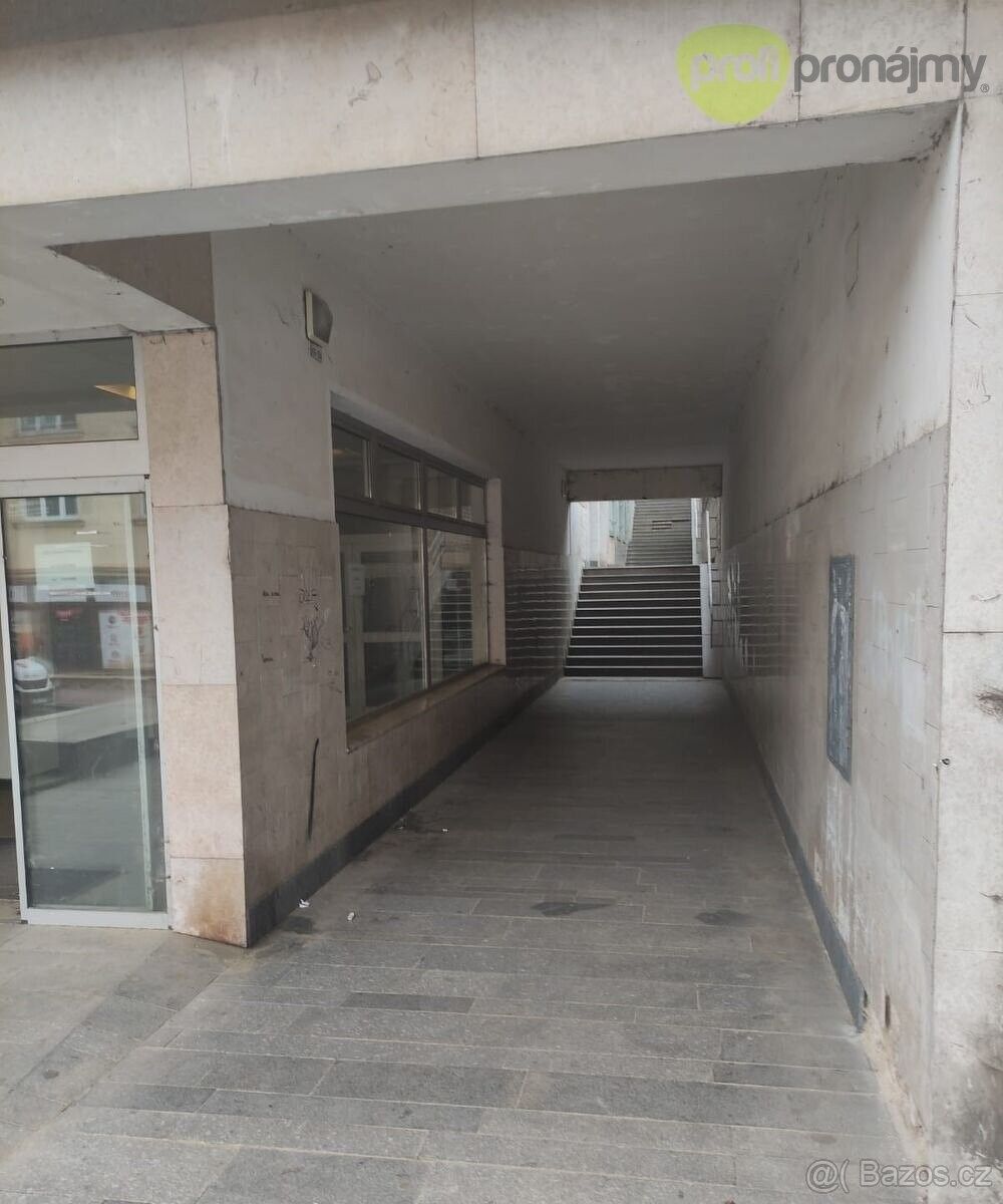 Pronájem obchodní prostory - Pelhřimov, 393 01