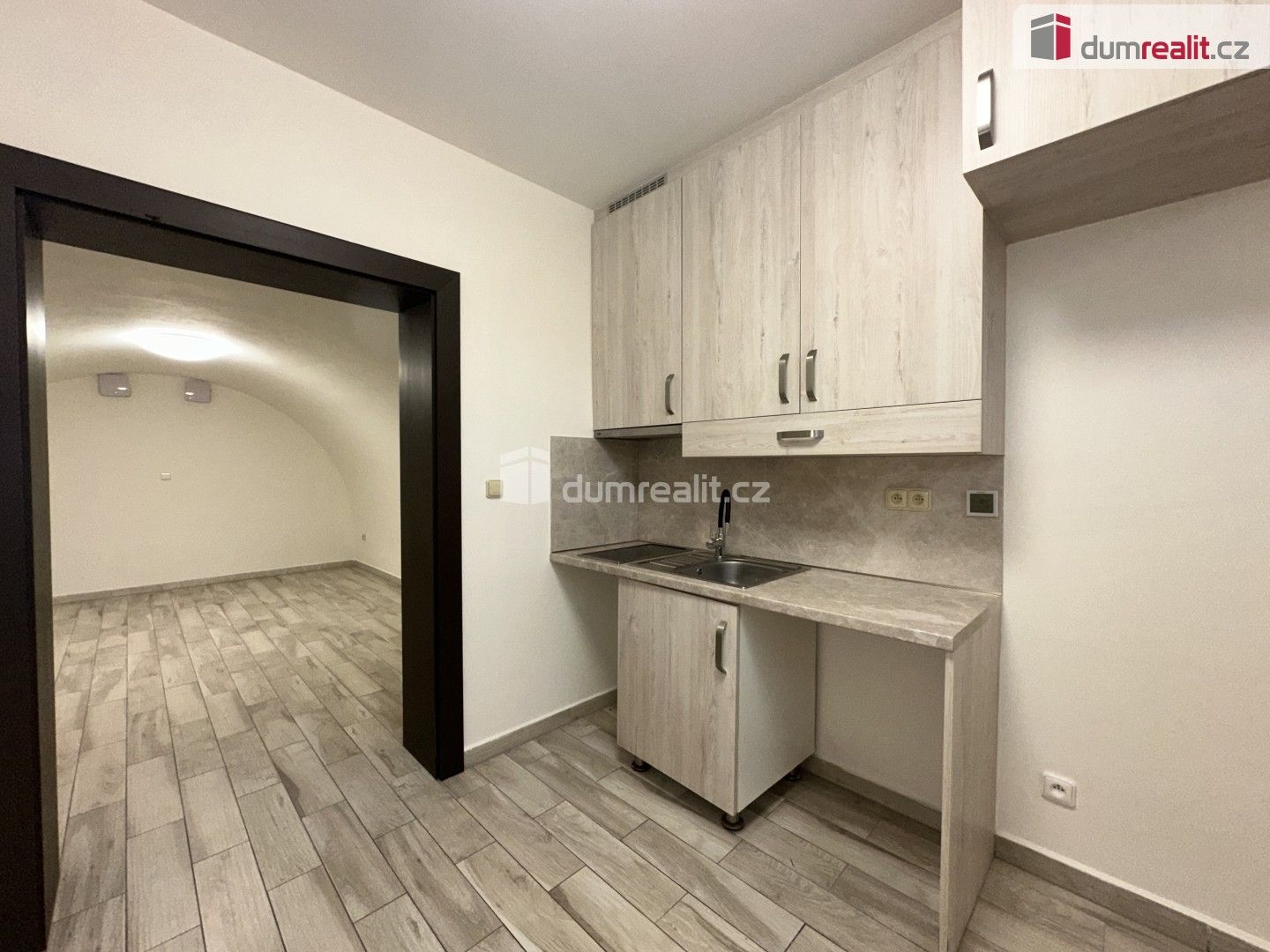 Pronájem byt 1+1 - Zámecká, Mikulov, 30 m²