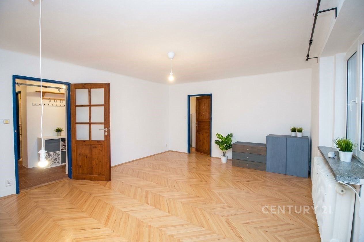 Pronájem byt 3+1 - Klecany, 73 m² - 2