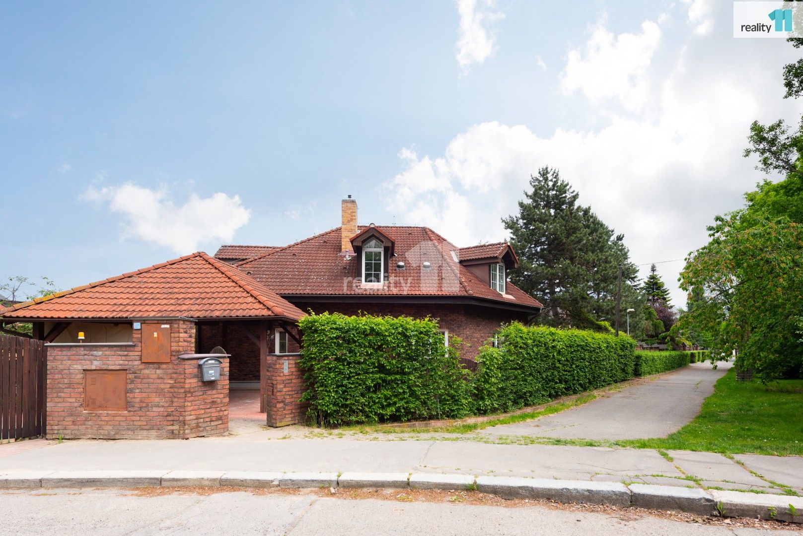 Rodinné domy, Vzdušná, Praha, 420 m² - 1