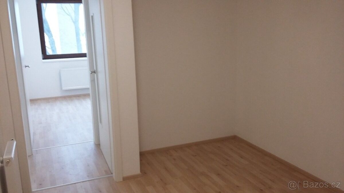 Pronájem byt - Brno, 627 00