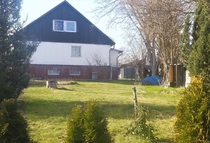 Byty, Roztoky u Prahy, 252 63