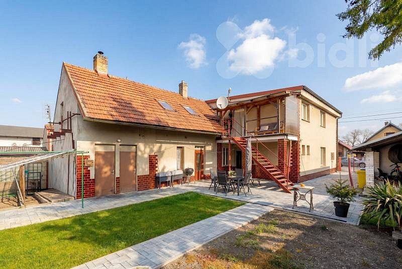 Prodej rodinný dům - Činěves, okres Nymburk, 190 m² - 5