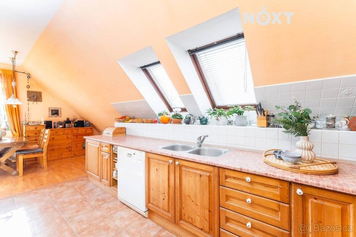 Dům – Zlatníky-Hodkovice, okres Praha-západ – pohled 5