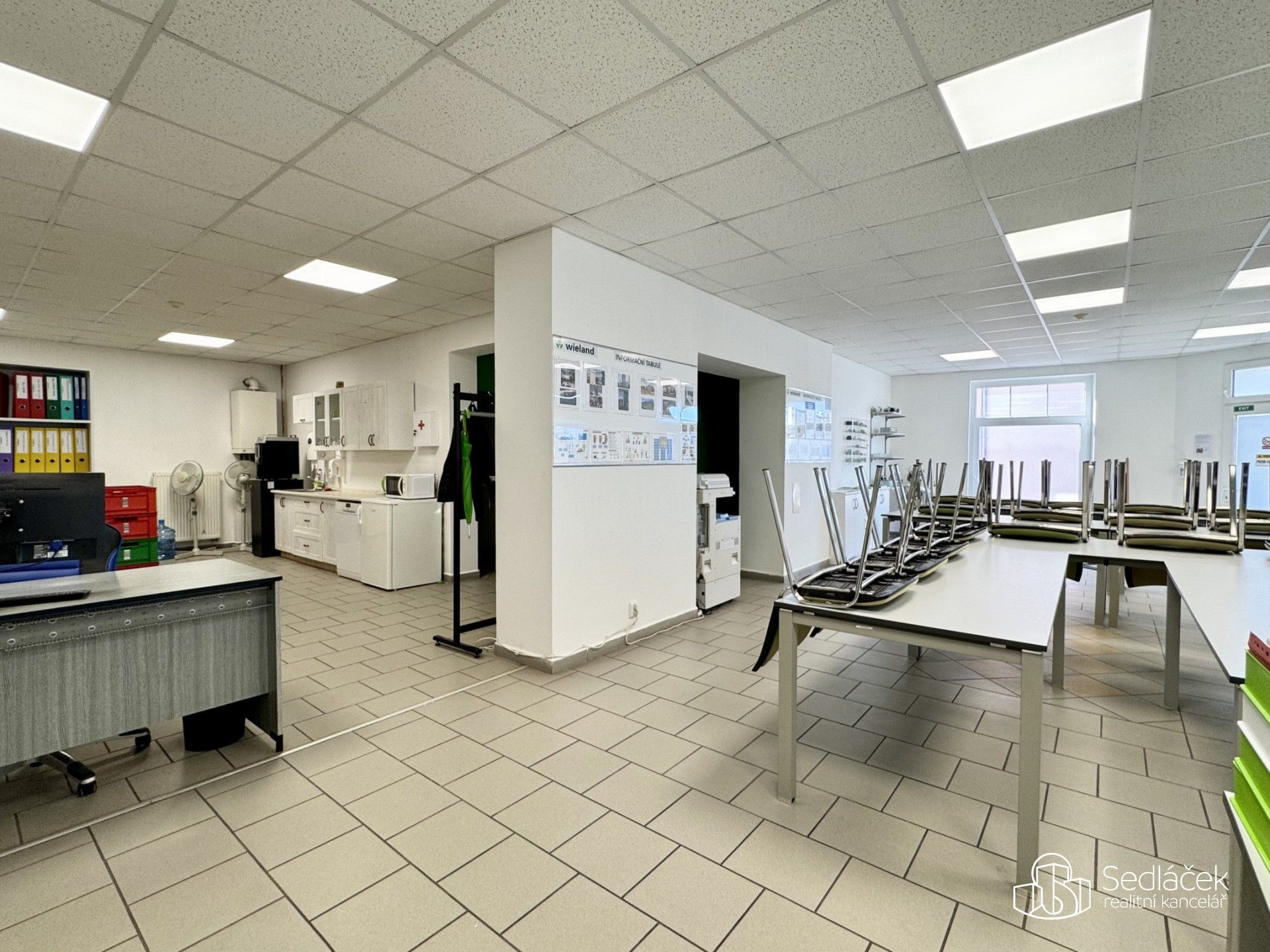 Obchodní prostory · 100 m² · Ondříčkova, Sokolov - 4