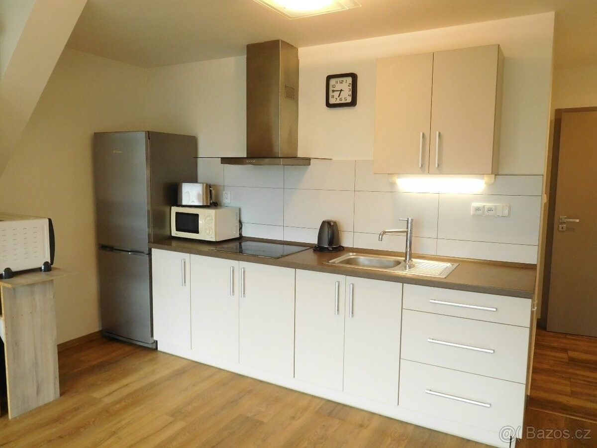 Pronájem byt - Frýdlant nad Ostravicí, 739 11