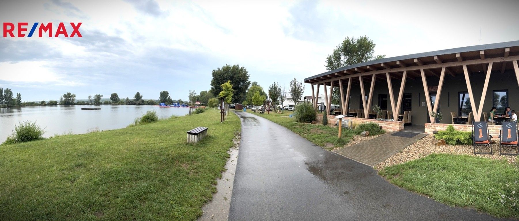 Prodej restaurace - Pasohlávky, 272 m²