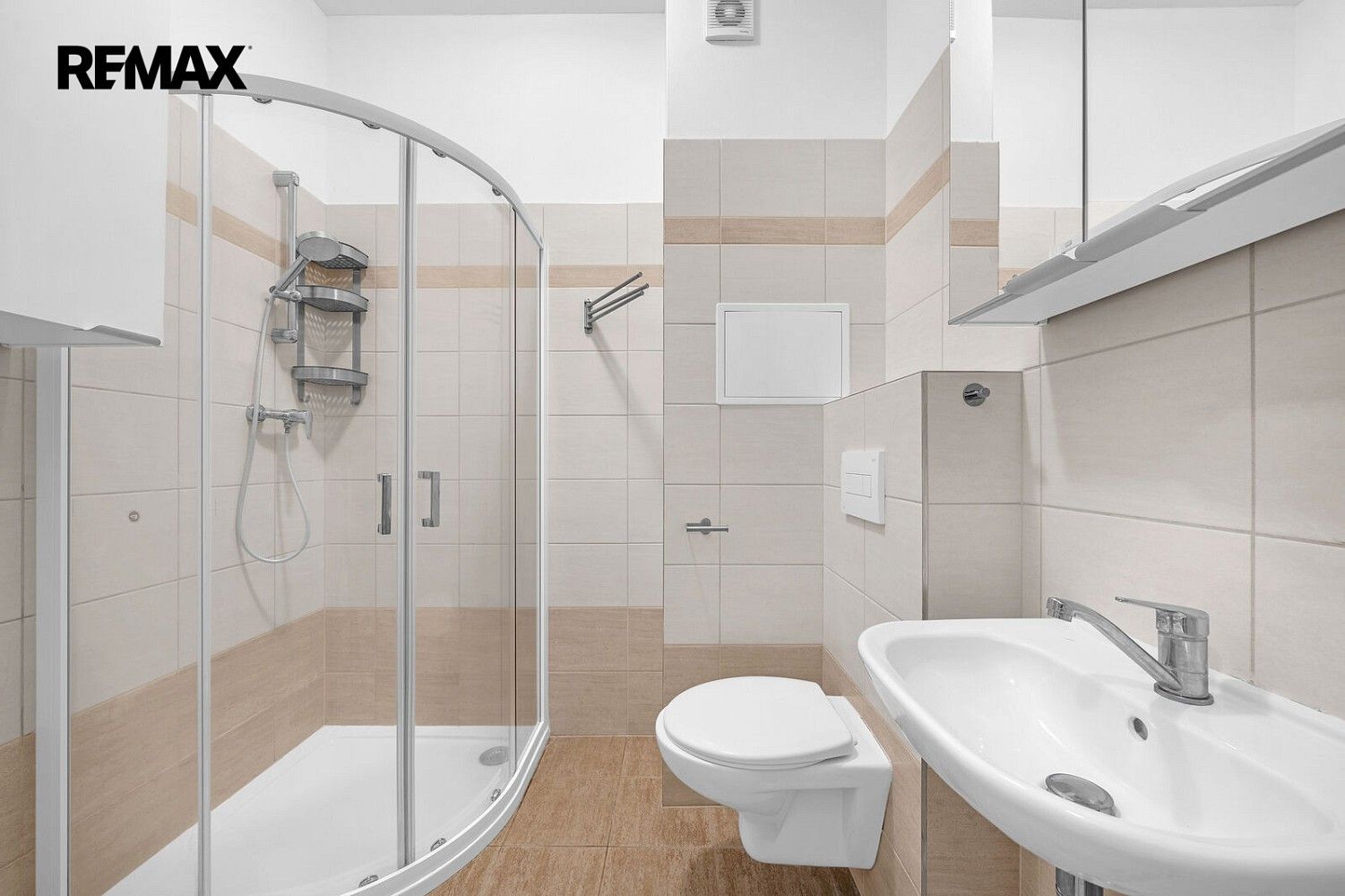 Byt 2+kk · 44 m² · Milovice - Mladá, okres Nymburk, Středočeský kraj - 4