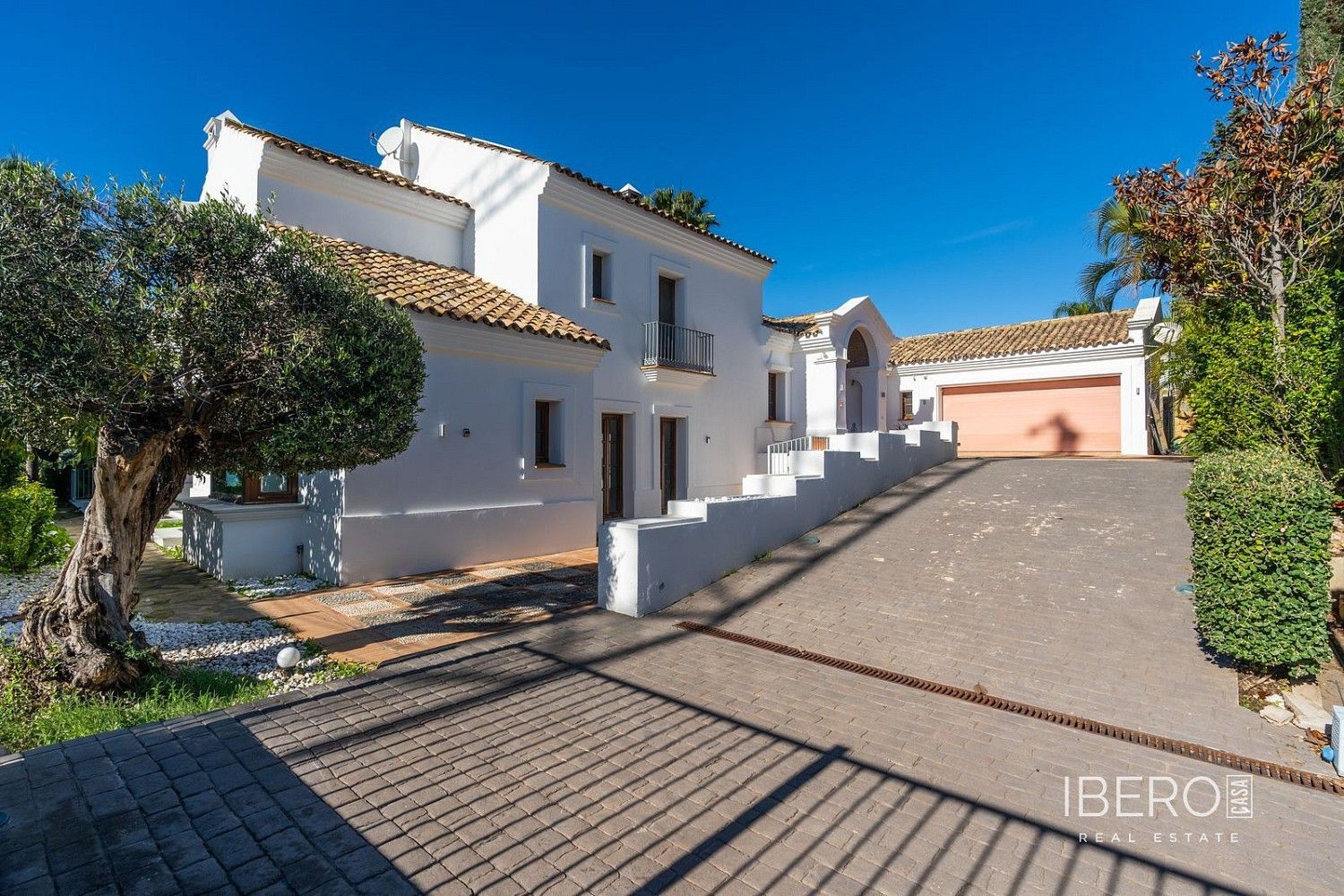Prodej rodinný dům - El Paraiso, ES, 647 m² - 5