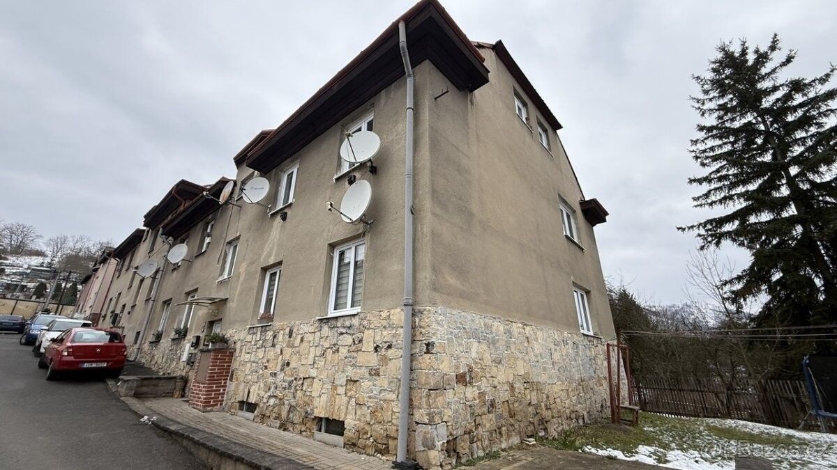 Byty, Povrly, 403 32